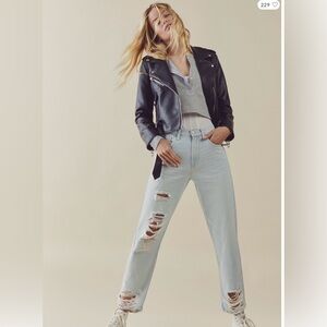 Free People Bonita Distressed Jean    Sz 28